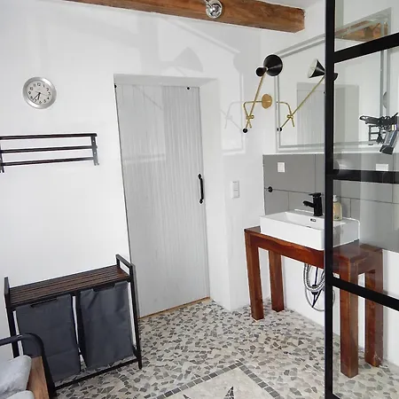 בית נופש Vintage House Laave
